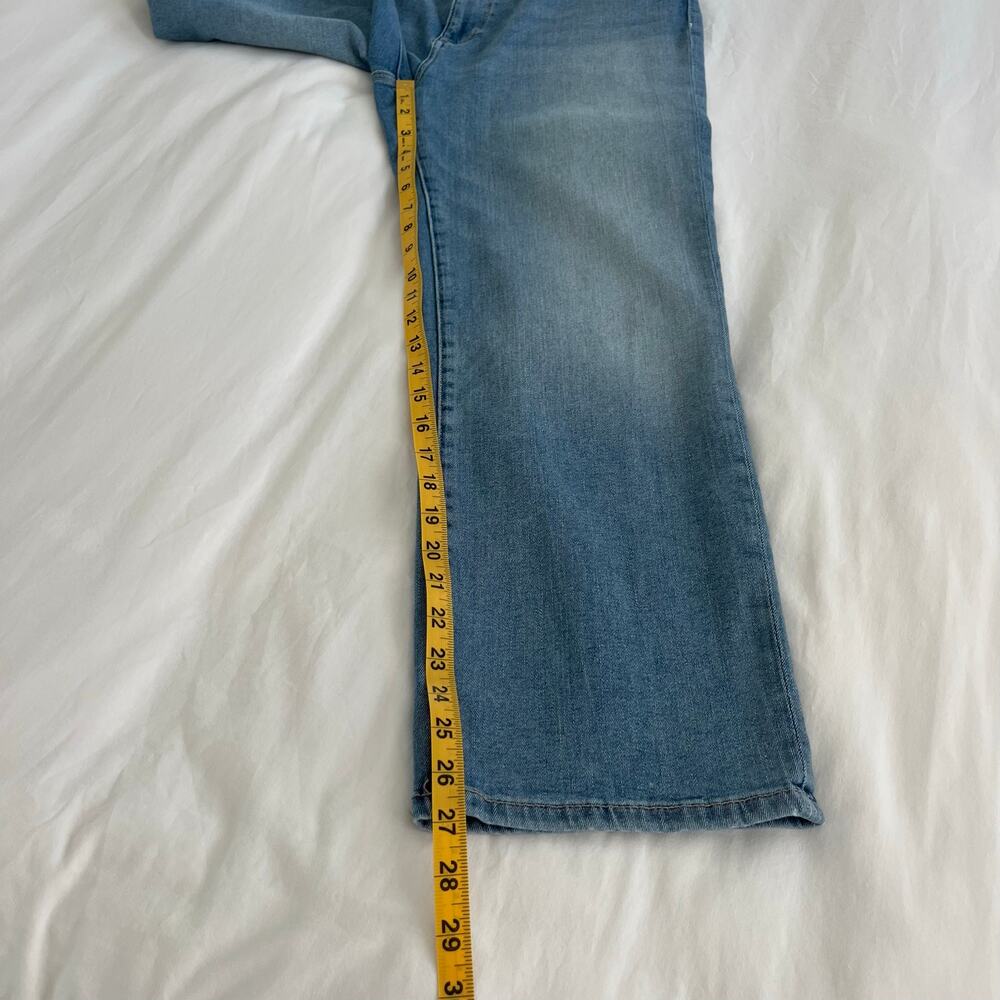 DL1961 Patti Straight High Rise Ankle in Ridge Wash Blue Denim Jeans, Size 31 - Picture 9 of 16